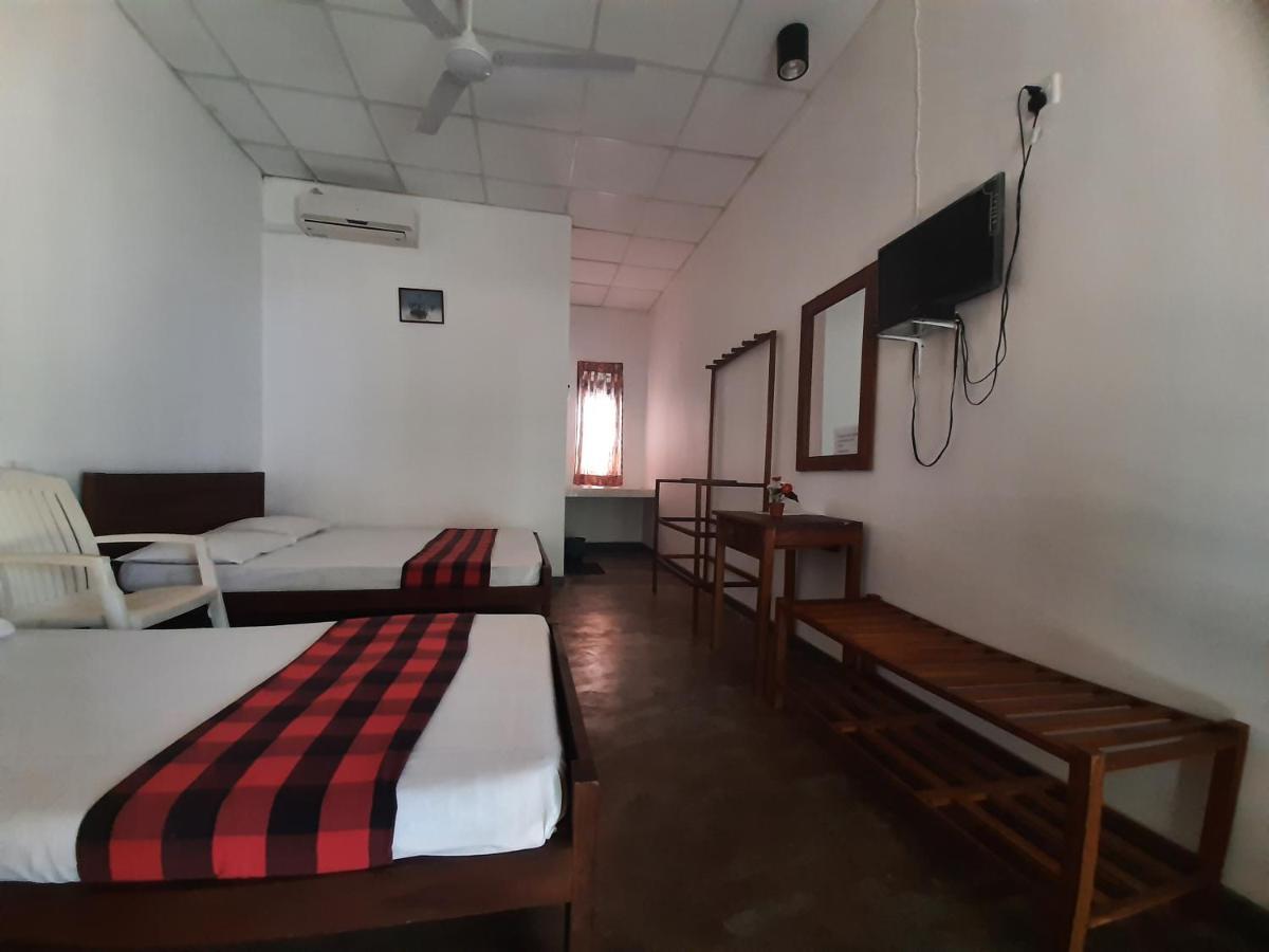 Katagamuwa Rest Hotell Kataragama Eksteriør bilde
