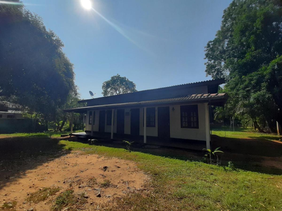 Katagamuwa Rest Hotell Kataragama Eksteriør bilde
