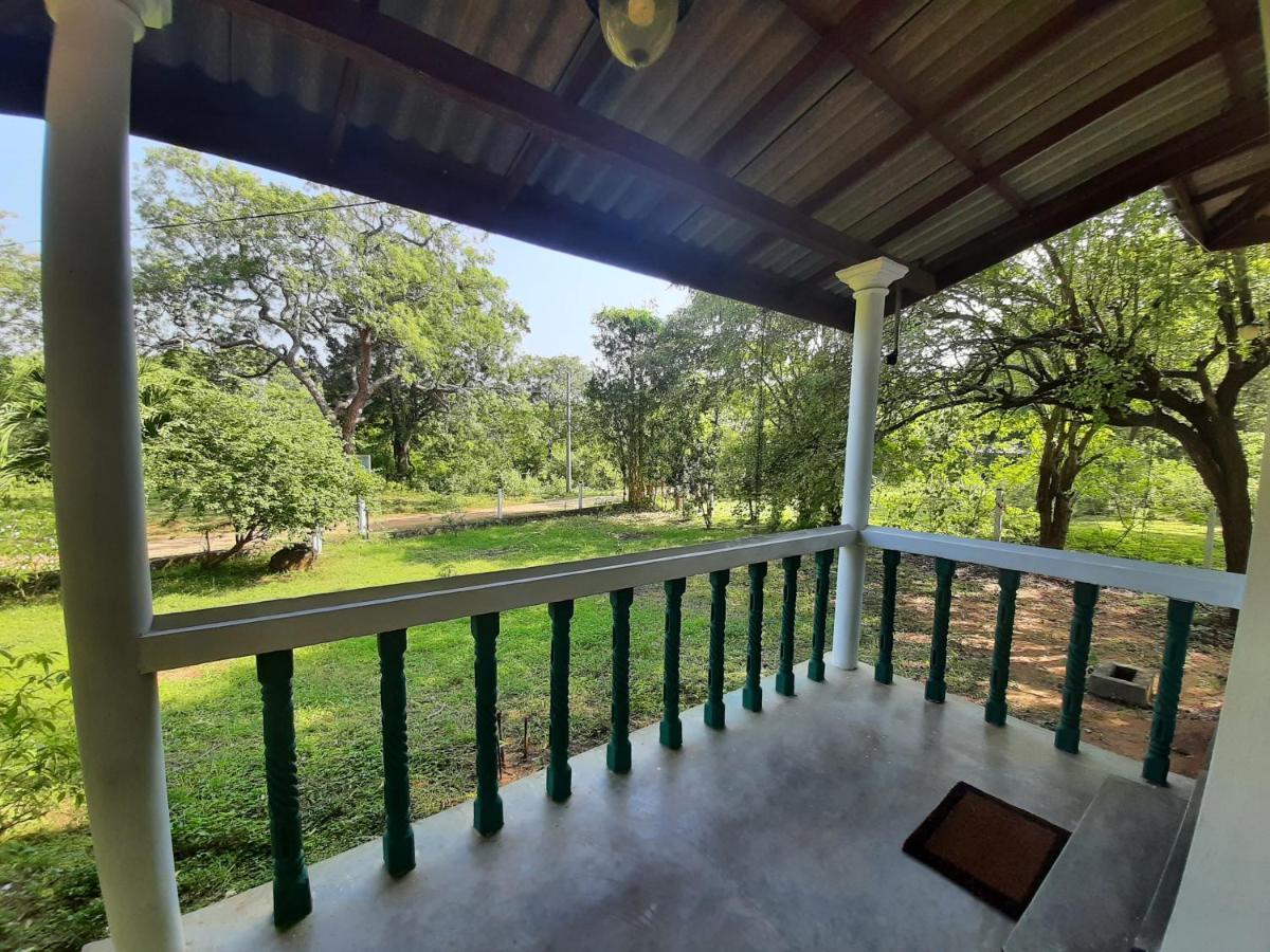 Katagamuwa Rest Hotell Kataragama Eksteriør bilde