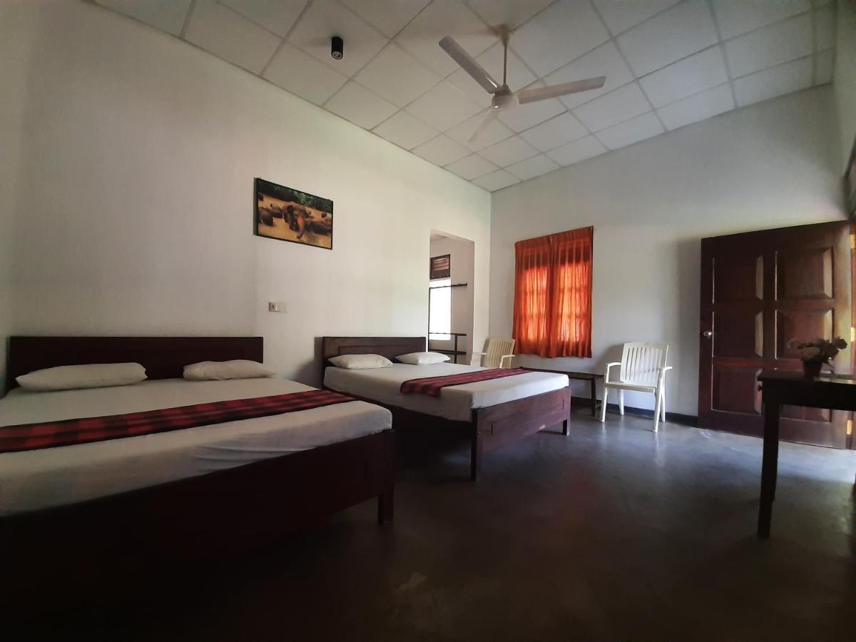 Katagamuwa Rest Hotell Kataragama Eksteriør bilde