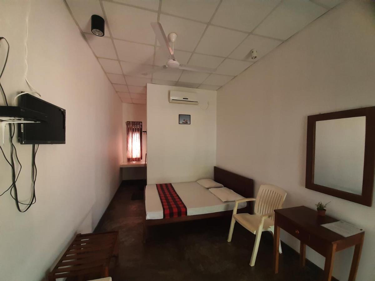 Katagamuwa Rest Hotell Kataragama Eksteriør bilde