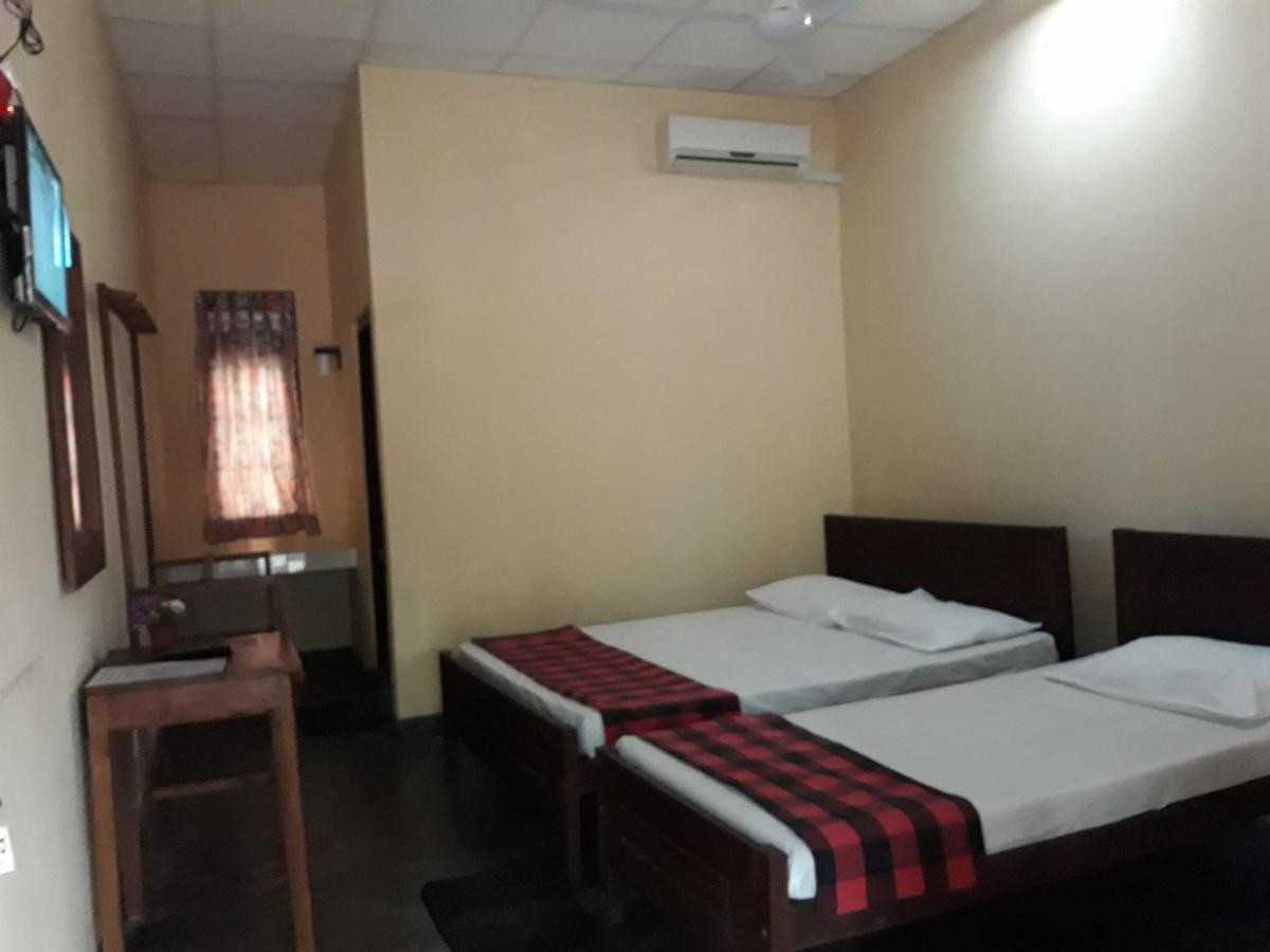 Katagamuwa Rest Hotell Kataragama Eksteriør bilde