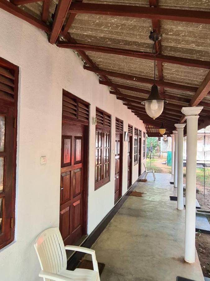Katagamuwa Rest Hotell Kataragama Eksteriør bilde